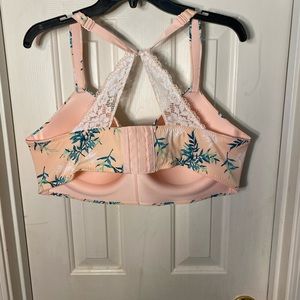 Cacique Intimates & Sleepwear - NWOT Lane Bryant Cacique 44DD Wire Free bra Cacique Intimates & Sleepwear - NWOT Lane Bryant Cacique 44DD Wire Free bra